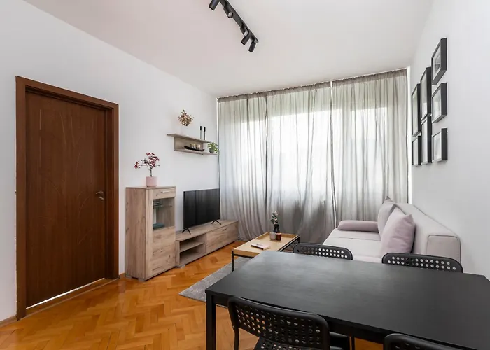 Black Peak Panorama * Sofía